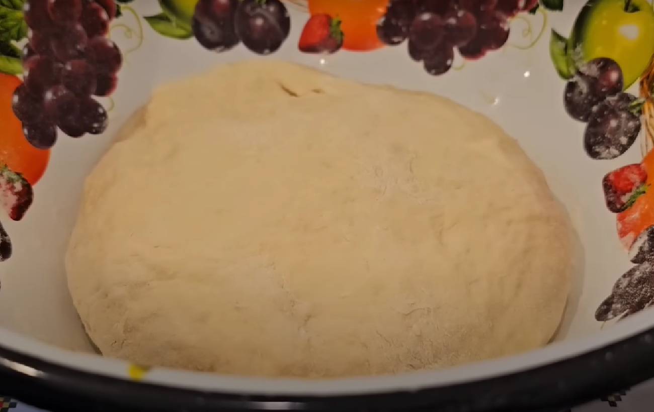 Коцюрба з галушками: рецепт ситного козацького обіду